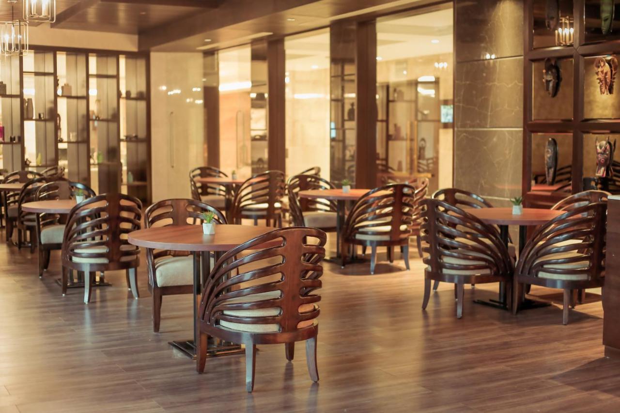 Bravia Hotel Niamey Exterior photo